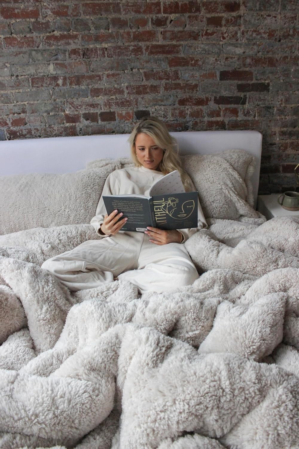 The Plushest™ Oversized Weighted Comforter
